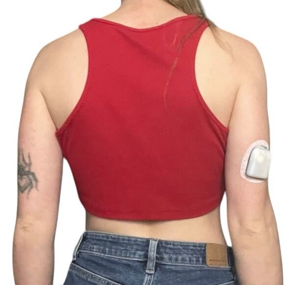 SHEIN Red Cropped Graphic Ribbed Tank Top - Picture 4 of 7